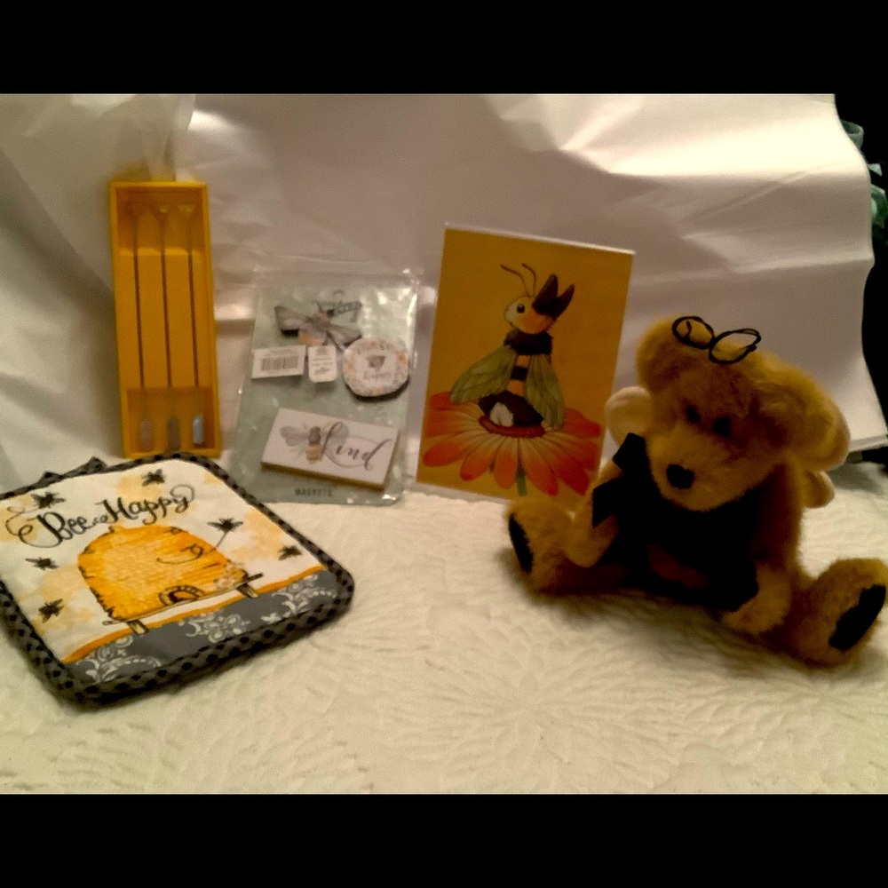 “Bumble” Bee Bundle of new items